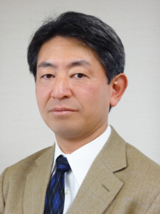 宮崎教授お写真